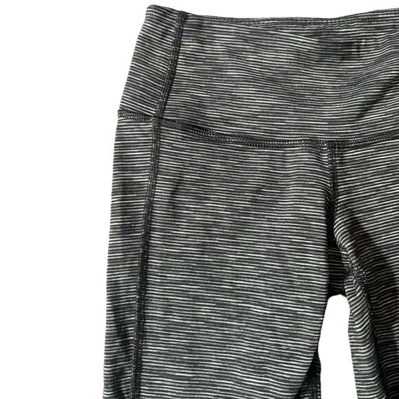 Athleta Chaturanga cropped leggings - Picture 6 of 6